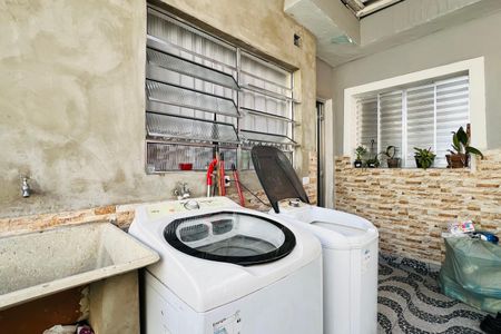 Casa à venda com 250m², 2 quartos e 3 vagasÁrea de Serviço