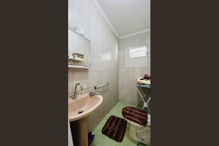 Casa à venda com 250m², 2 quartos e 3 vagasBanheiro 2