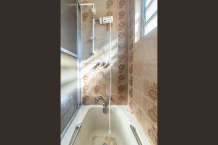 Casa à venda com 208m², 3 quartos e 2 vagas Casa à venda com 208m², 3 quartos e 2 vagasBanheiro da Suíte