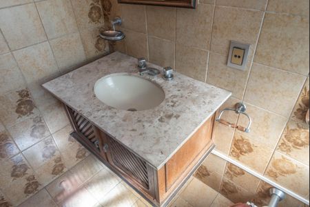 Casa à venda com 208m², 3 quartos e 2 vagas Casa à venda com 208m², 3 quartos e 2 vagasBanheiro da Suíte