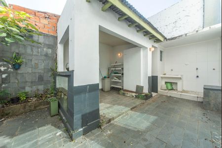 Casa à venda com 208m², 3 quartos e 2 vagas Casa à venda com 208m², 3 quartos e 2 vagasQuintal