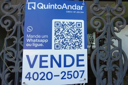 Casa à venda com 208m², 3 quartos e 2 vagasPlaquinha