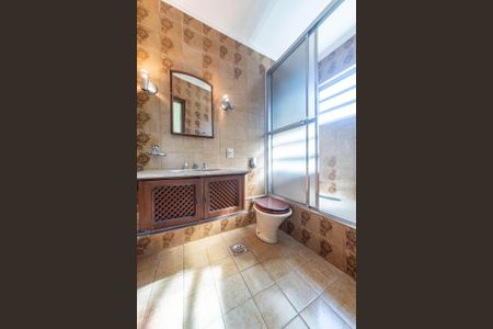 Casa à venda com 208m², 3 quartos e 2 vagas Casa à venda com 208m², 3 quartos e 2 vagasBanheiro da Suíte