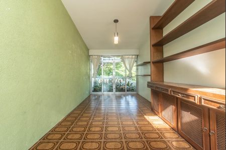 Casa à venda com 208m², 3 quartos e 2 vagas Casa à venda com 208m², 3 quartos e 2 vagasAteliê