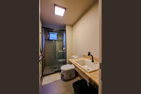 Apartamento à venda com 69m², 2 quartos e 1 vagaBanheiro da Suíte