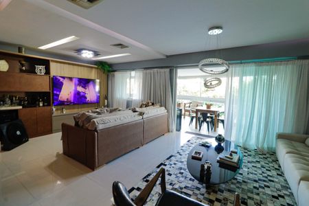 Apartamento para alugar com 170m², 3 quartos e 2 vagasSala