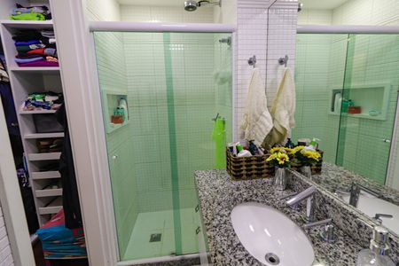 Apartamento para alugar com 170m², 3 quartos e 2 vagasBanheiro Suíte 3