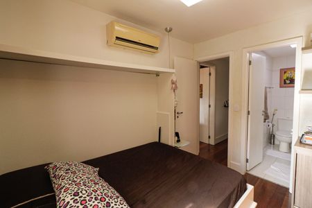 Apartamento para alugar com 170m², 3 quartos e 2 vagasSuíte 2