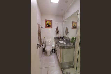 Apartamento para alugar com 170m², 3 quartos e 2 vagasBanheiro Suíte 2