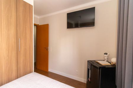 Apartamento à venda com 47m², 2 quartos e 1 vagaQuarto 2