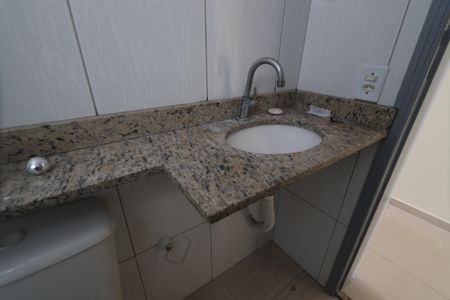 Casa à venda com 134m², 3 quartos e 2 vagasBanheiro de baixo