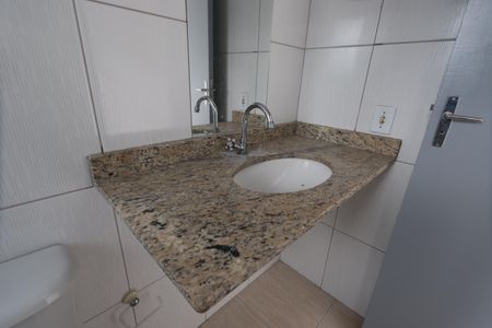 Casa à venda com 134m², 3 quartos e 2 vagasBanheiro da Suíte