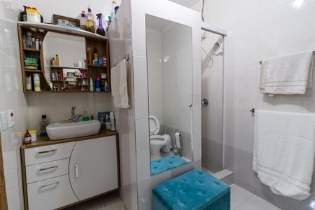 Casa à venda com 150m², 3 quartos e 2 vagasBanheiro da Suíte