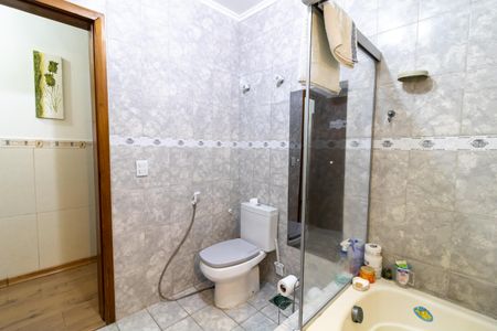 Casa à venda com 150m², 3 quartos e 2 vagasBanheiro