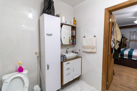 Casa à venda com 150m², 3 quartos e 2 vagasBanheiro da Suíte