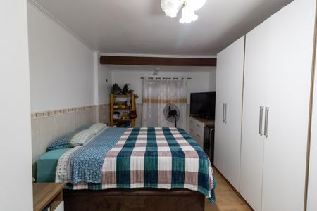 Casa à venda com 150m², 3 quartos e 2 vagasSuíte