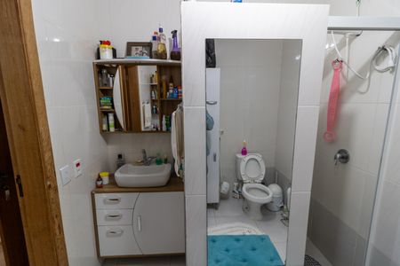 Casa à venda com 150m², 3 quartos e 2 vagasBanheiro da Suíte