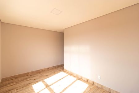 Casa à venda com 300m², 4 quartos e 2 vagasSalas da Casa 02