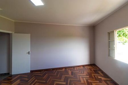 Casa à venda com 300m², 4 quartos e 2 vagasQuarto 01 da Casa 02