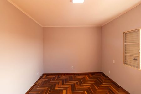 Casa à venda com 300m², 4 quartos e 2 vagasQuarto 02 da Casa 02