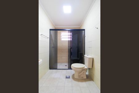 Casa à venda com 300m², 4 quartos e 2 vagasBanheiro da Casa 01