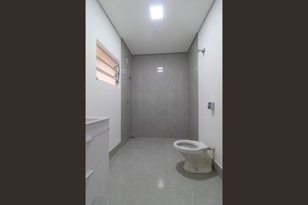 Casa à venda com 300m², 4 quartos e 2 vagasBanheiro da Casa 02