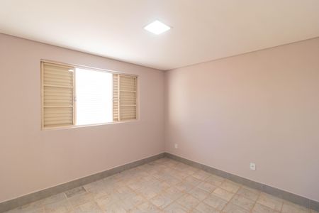 Casa à venda com 300m², 4 quartos e 2 vagasQuarto 01 da Casa 01