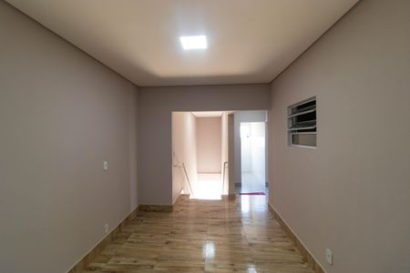 Casa à venda com 300m², 4 quartos e 2 vagasHall de entrada da Casa 02