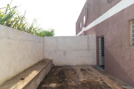 Casa à venda com 300m², 4 quartos e 2 vagasQuintal da Casa 01