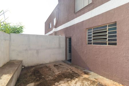 Casa à venda com 300m², 4 quartos e 2 vagasQuintal da Casa 01