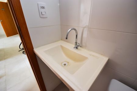 Apartamento à venda com 50m², 2 quartos e sem vagaBanheiro