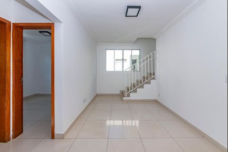 Apartamento à venda com 100m², 2 quartos e 1 vagaSala