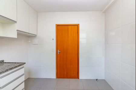 Apartamento à venda com 100m², 2 quartos e 1 vagaCozinha