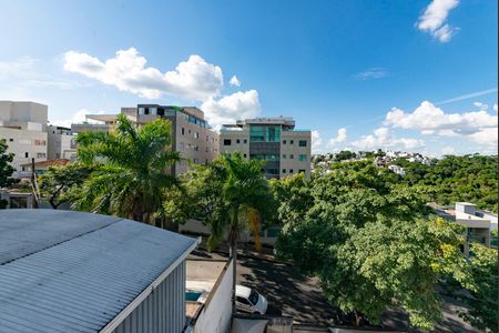 Apartamento à venda com 100m², 2 quartos e 1 vagaVaranda