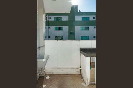 Apartamento à venda com 100m², 2 quartos e 1 vagaÁrea de Serviço