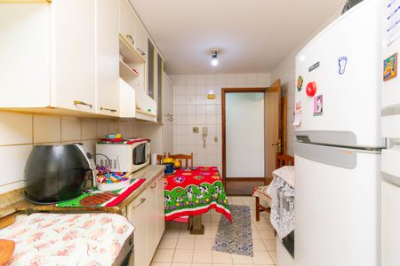 Apartamento à venda com 98m², 3 quartos e 1 vagaCozinha