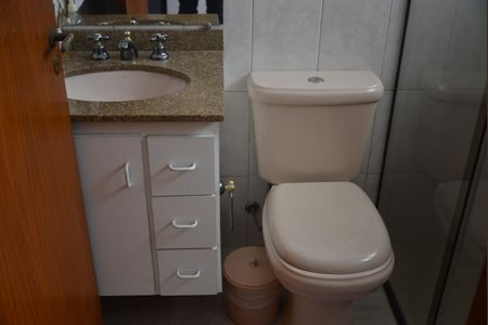 Casa para alugar com 286m², 6 quartos e 6 vagasBanheiro da Suíte 1