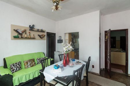Apartamento para alugar com 70m², 2 quartos e 1 vaga Apartamento para alugar com 70m², 2 quartos e 1 vagaSala