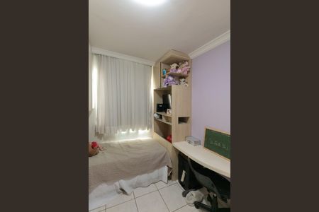 Apartamento à venda com 120m², 3 quartos e 2 vagasQuarto 2