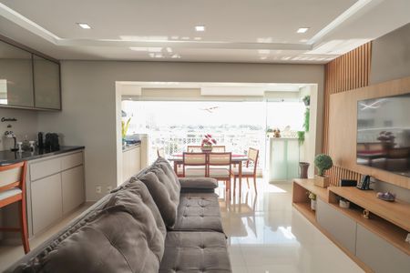 Apartamento à venda com 102m², 3 quartos e 2 vagas Apartamento à venda com 102m², 3 quartos e 2 vagasSala