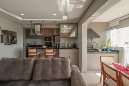 Apartamento à venda com 102m², 3 quartos e 2 vagas Apartamento à venda com 102m², 3 quartos e 2 vagasSala