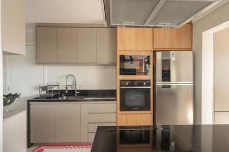 Apartamento à venda com 102m², 3 quartos e 2 vagas Apartamento à venda com 102m², 3 quartos e 2 vagasCozinha