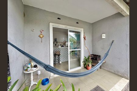 Casa de condomínio à venda com 240m², 2 quartos e 2 vagas Casa de condomínio à venda com 240m², 2 quartos e 2 vagasVaranda