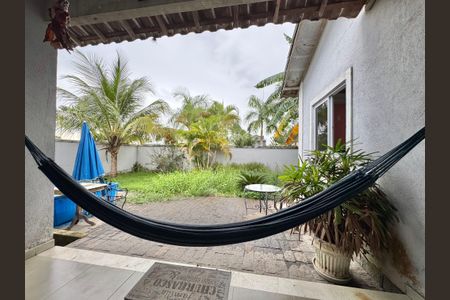 Casa de condomínio à venda com 240m², 2 quartos e 2 vagas Casa de condomínio à venda com 240m², 2 quartos e 2 vagasVaranda