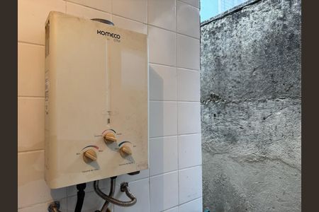 Casa de condomínio à venda com 240m², 2 quartos e 2 vagas Casa de condomínio à venda com 240m², 2 quartos e 2 vagasCozinha e Área de Serviço