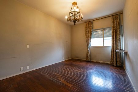 Apartamento à venda com 198m², 3 quartos e 2 vagasSuíte