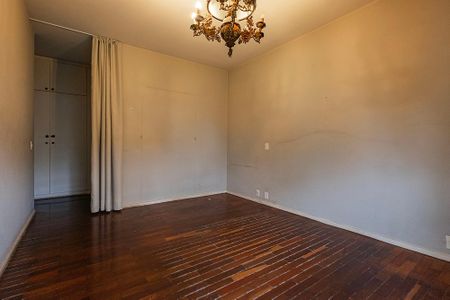 Apartamento à venda com 198m², 3 quartos e 2 vagasSuíte