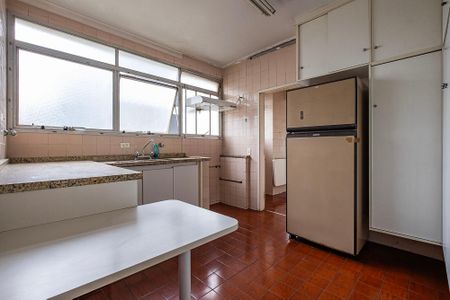 Apartamento à venda com 198m², 3 quartos e 2 vagasCozinha