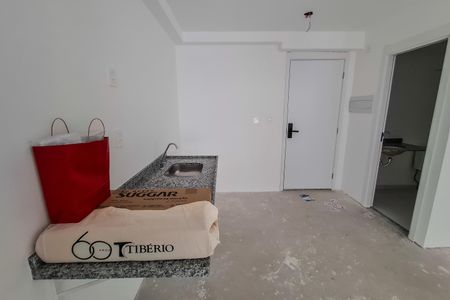 Studio à venda com 27m², 1 quarto e sem vagaBanhei/Studio