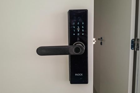 Studio à venda com 27m², 1 quarto e sem vagaPorta